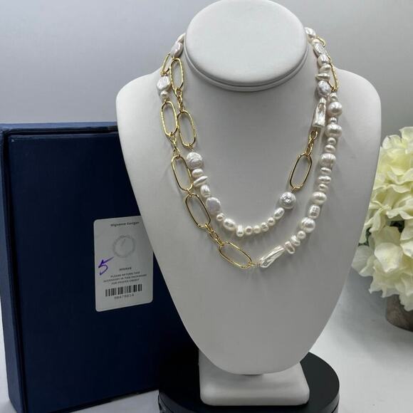 Mignonne Gavigan Gold and White Pearl Necklace - Picture 1 of 10